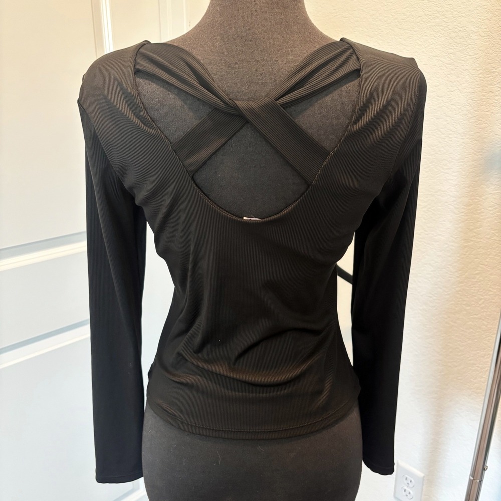 Velocity Rib Melody Long Sleeve Top Black Open Twist Back Size L
